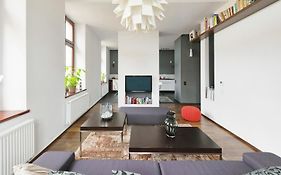 Apartament St1